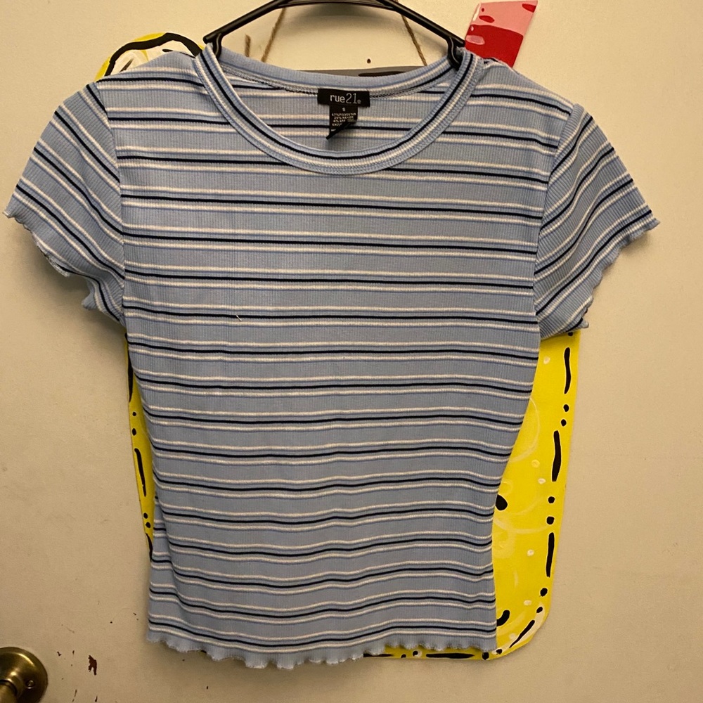 Short sleeve baby style top
